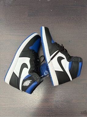 Air Jordan 1 High Royal Toe US11